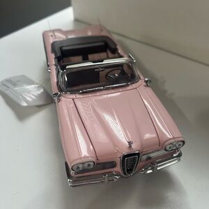 Franklin Mint Pink 1958 Edsel Citation , 1:24 scale, diecast replica, papers Inc